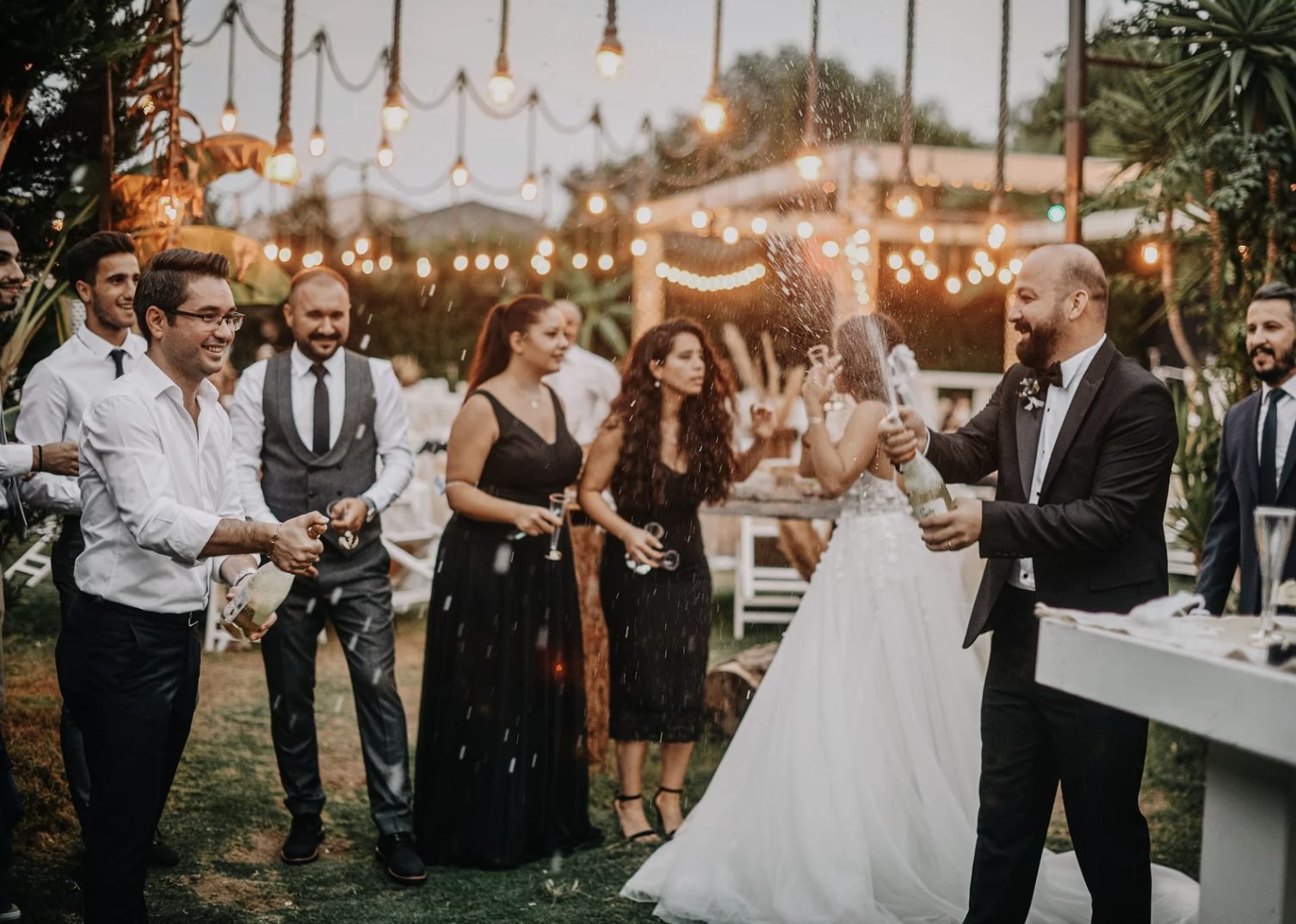 Les termes à connaître quand vous échangerez avec un traiteur pour votre Mariage